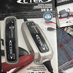 Ctek Charger With All The Accessories 