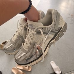 Nike Vamero 5 Size 10