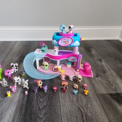 Shopkins Store & Spa With Over 50 Acessories