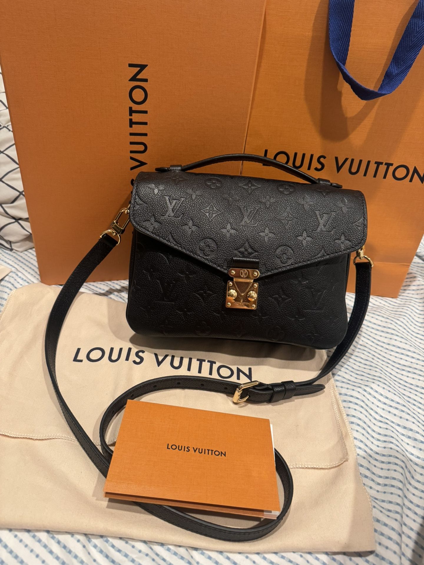 Louis Vuitton Métis Pochette