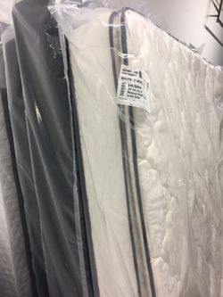 Full mattress set. New!