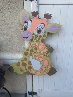 Adorable Giraffe Pinata