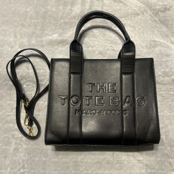 Marc Jacob’s “The Tote Bag” 