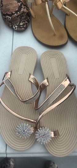 Sandles