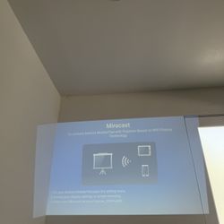 Vankyo Lesiure 530 W Projector