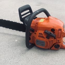 Husqvarna Commercial Gas Chainsaw 