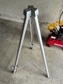 Tripod