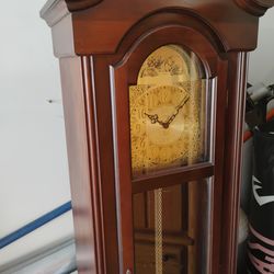 Grandfather clock excellent condition