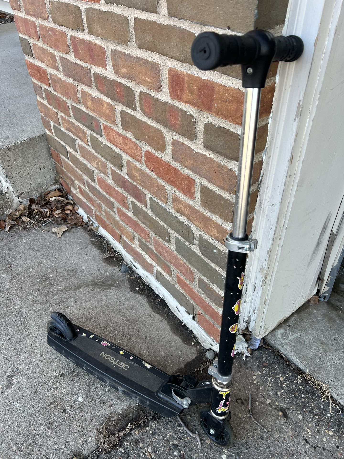 Jetson Folding Scooter