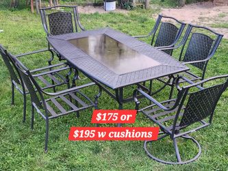 Beautiful patio set READ DESCRIPTION
