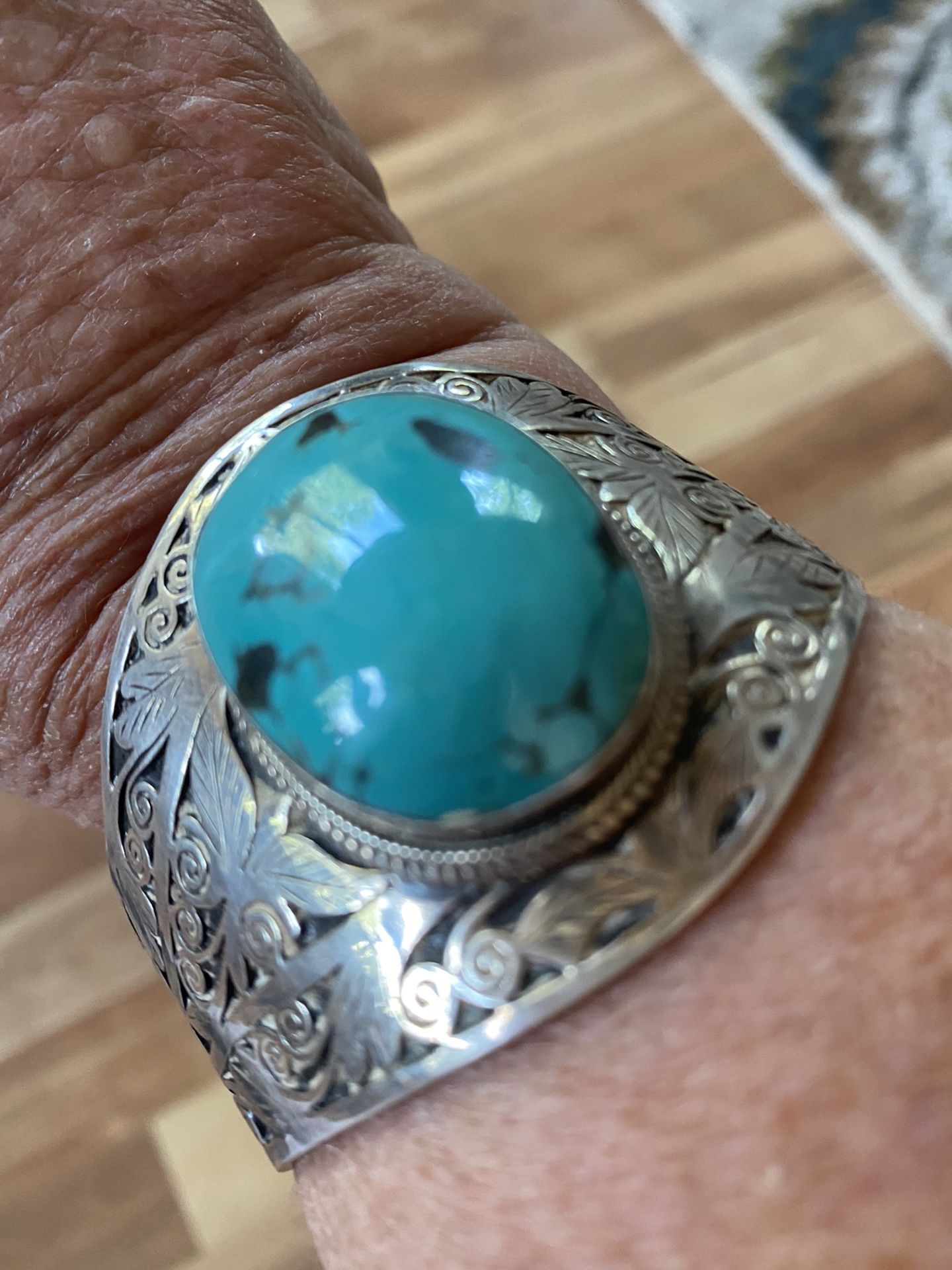 70g Filigree Sterling Silver Turquoise Cuff