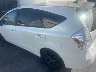 2012 Toyota Prius V