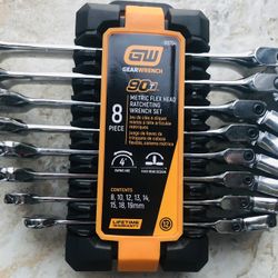 GEARWRENCH Metric 90-Tooth Flex Head Combination Ratcheting Wrench Tool Set with Tray (8-Piece)
