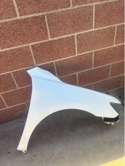 PASSENGER SIDE FENDER 2007-2011 TOYOTA CAMRY (WHITE COLOR) OEM.