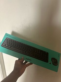 Logitech MK270 Wireless Keyboard and Mouse Combo