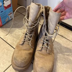 Military Boots Size 13