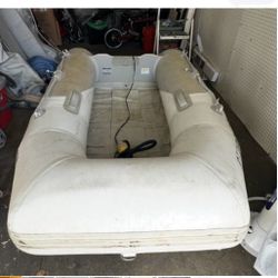 2013 West Marine RU-260 PVC