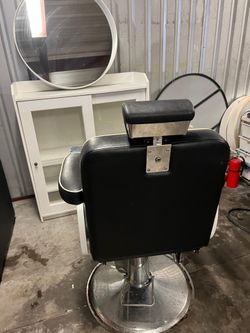 Barber Station Combo – Chair, Mirror & Cabinet