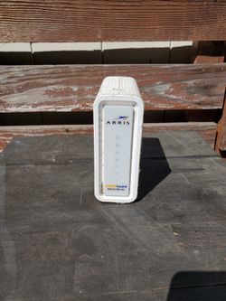 Arris Surboard 6700 Modem