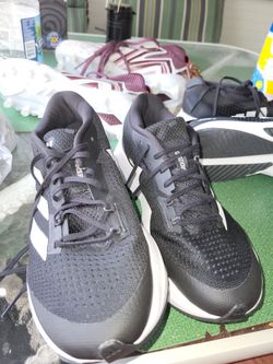 New Addias Size 9 Shoes 30 Each