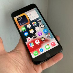 iPhone 8+ Plus. Like New And Unlocked!