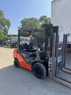 Toyota Forklift 