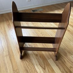 Vintage Walnut Wood Slant-shelf Bookcase