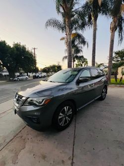 2017 Nissan Pathfinder