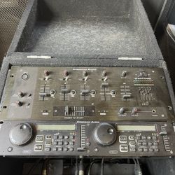 DJ Controller  and 2 Tower B52 4 Speakers Roller  Very Louder 