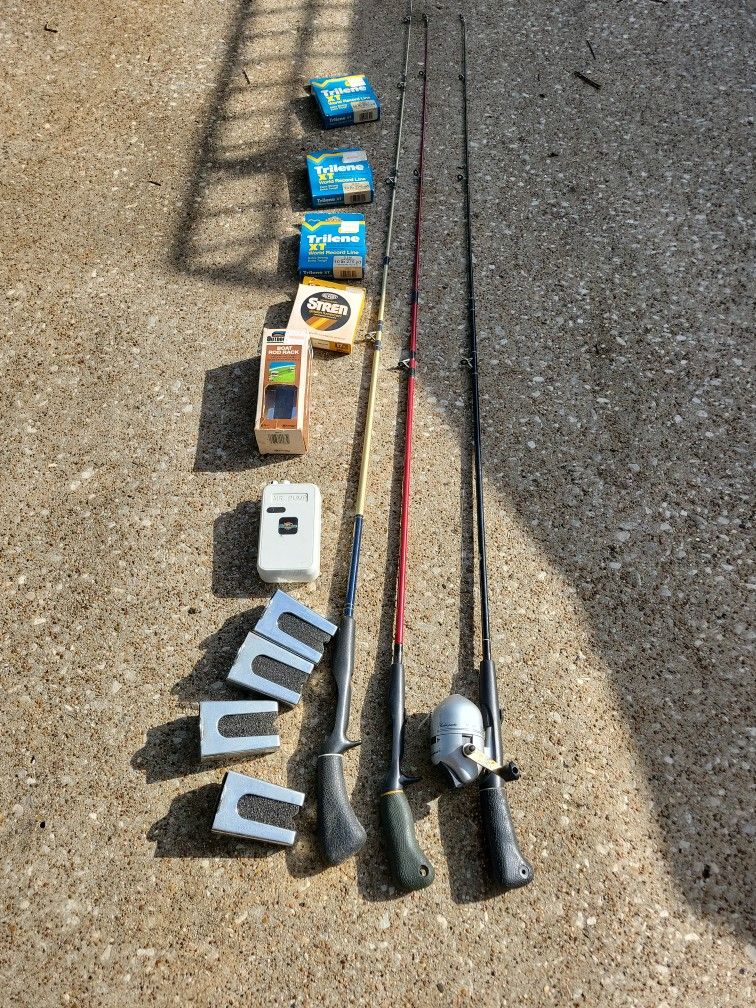 fishing lot equipment rods reel line 