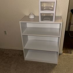 Bookshelf 