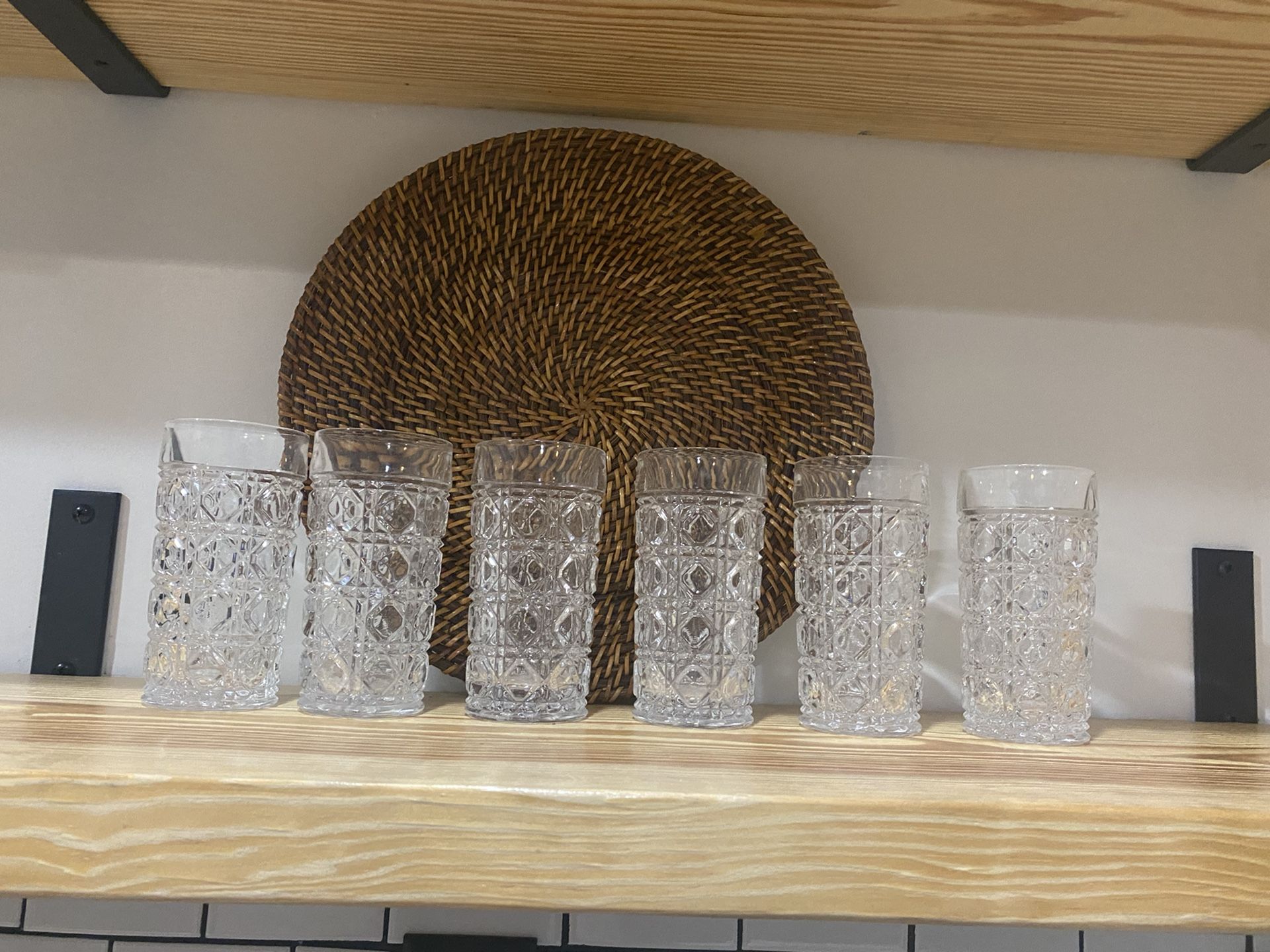 Set Of Six Beautiful Vintage Crystal Glass Drinking Glasses