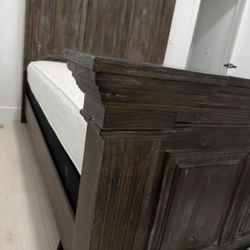 Queen Bed Frame+ Mattress 