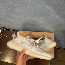 Adidas Yeezy Boost 350 V2 Mono Ice