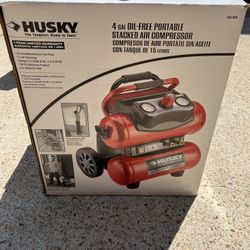 Husky Air Compressor  4 Gallon Air