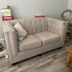 FREE beige Couch 