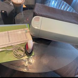 Cricut Explore Air 2 Bundle