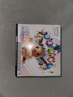 Prismatic Evolutions ETB