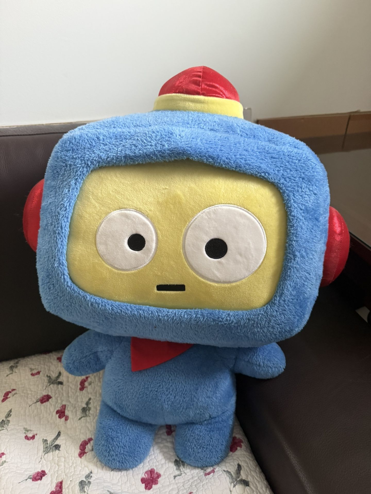 Jumbo Standing Plushie - LINE friends Treasure Truz Hikun