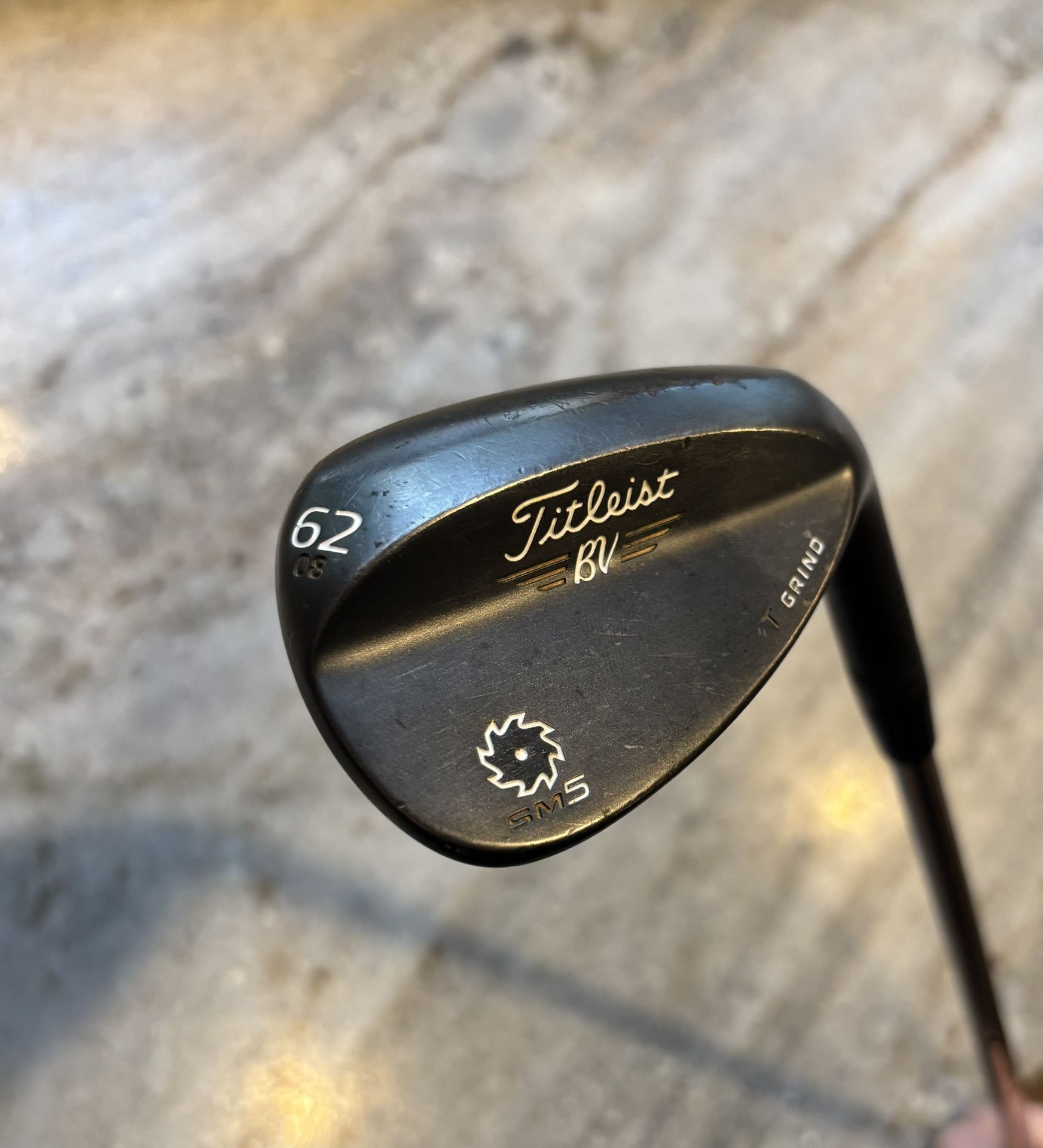 Titleist Vokey SM5 Raw Black 62* T-Grind Wedge Mens RH