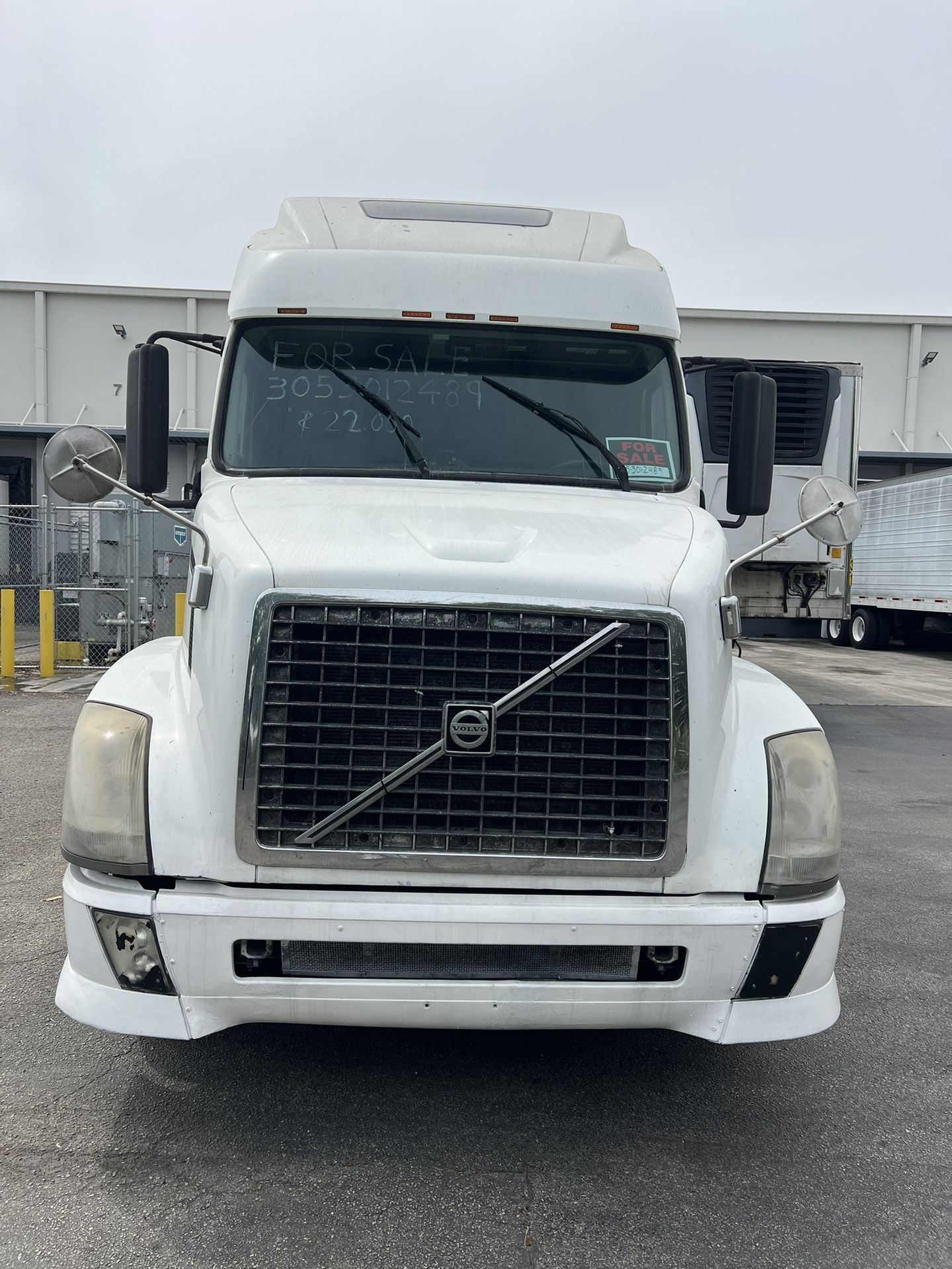 2012 Volvo 670