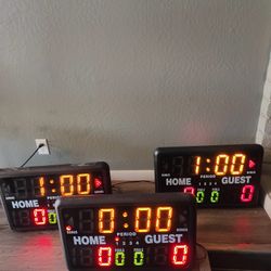 lights MacGregor SK2229R Multisport Indoor Scoreboard $200 each or 500 for all