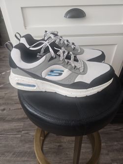 Sketchers air cooled memory foam sjze 11.5