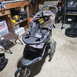 Expedition Stroller