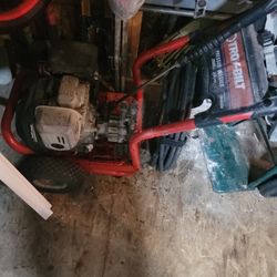Troy Bilt Pressure Washer 2600psi