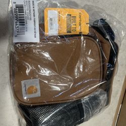 CARHARTT INSULATED 10 CAN VERTICAL COOLER WATER BOTTLE  ZIP POCKET BROWN NEW NR