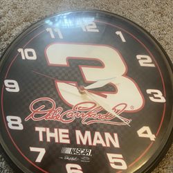 Official NASCAR DALE EARNHARDT CLOCK