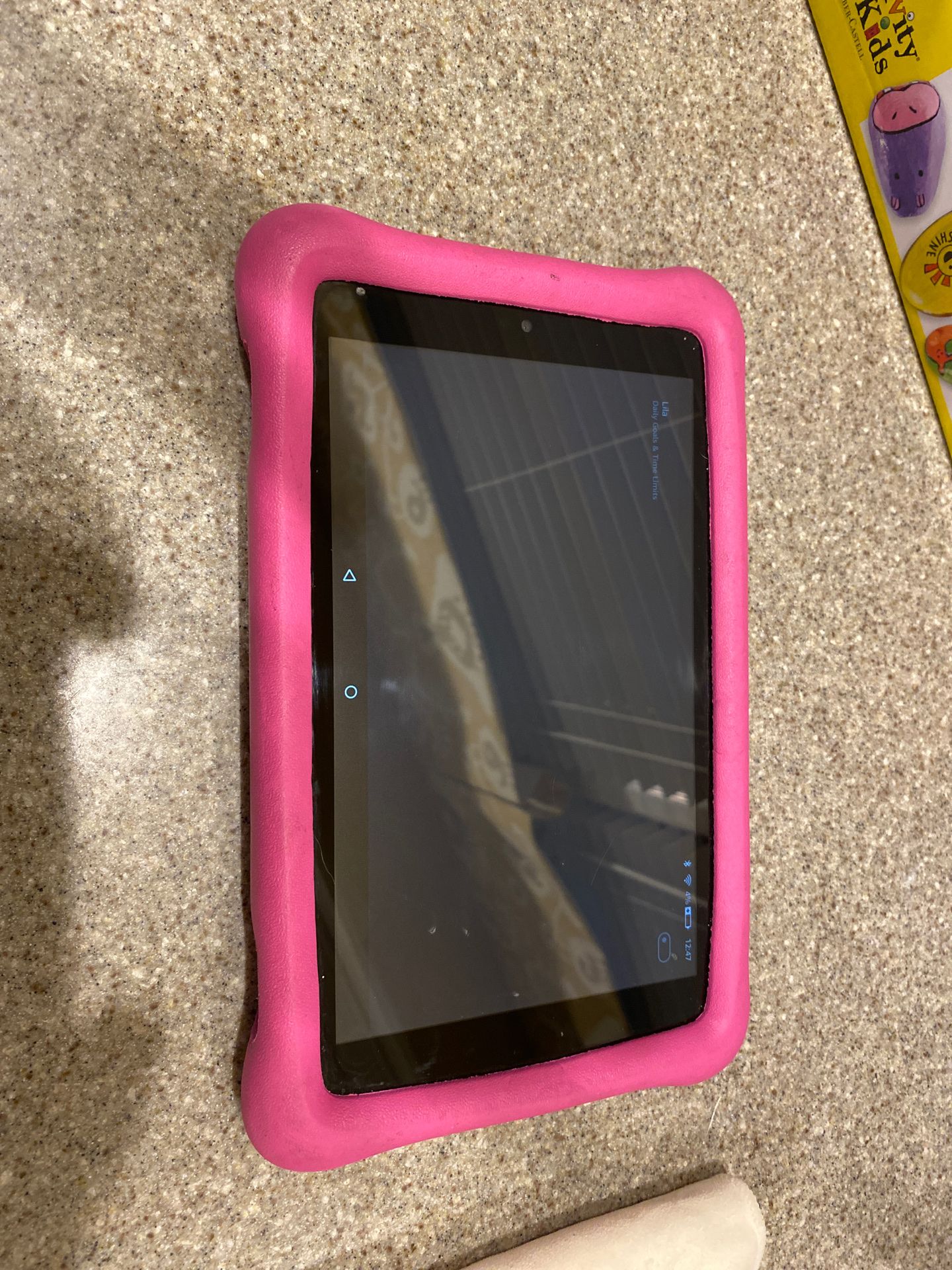 2 LIKE NEW 8th gen Kindle Fire kids edition