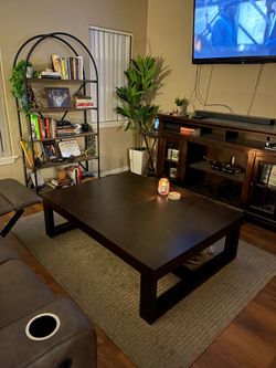 Ashley Furniture Mahogany Coffee Table Large