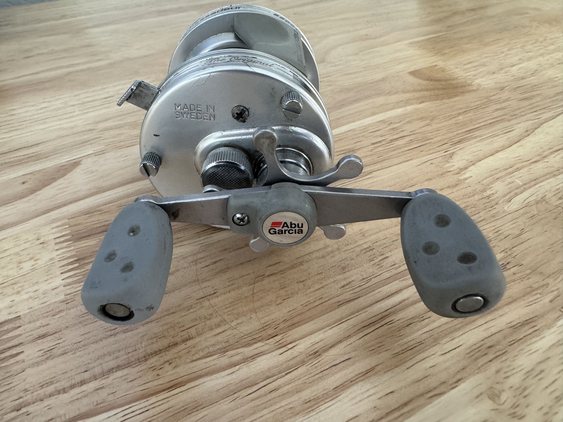is the shimano sienna good HD 4000, Reel – Sportfiskegiganten and has a AR grease lubricant Worden's FlatFish U20 | Size:Green-7cm 10.5g